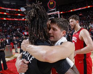 蜘蛛直播-免费无插件直播在线观看_蜘蛛直播nba免费高清现场直播
