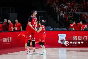 还是要控制!中国女篮此役出现17次失误 韩旭&杨舒予各3次