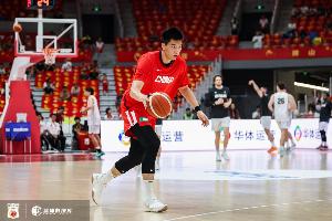 篮板效率三大中锋最高!焦泊乔亚运会场均9.5分钟贡献5.5分4.2板