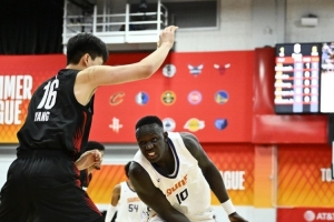 蜘蛛直播_蜘蛛免费NBA在线直播_蜘蛛足球无插件高清观看