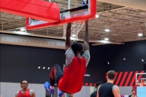 劲球直播_足球赛事直播_篮球赛事直播_NBA|CBA|英超直播