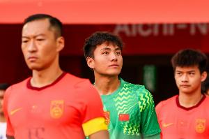 吴曦:全队拼下时隔28年的亚运铜牌很自豪,希望中国足球越来越好
