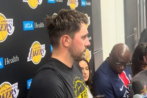 蜘蛛直播-免费无插件直播在线观看_蜘蛛直播nba免费高清现场直播
